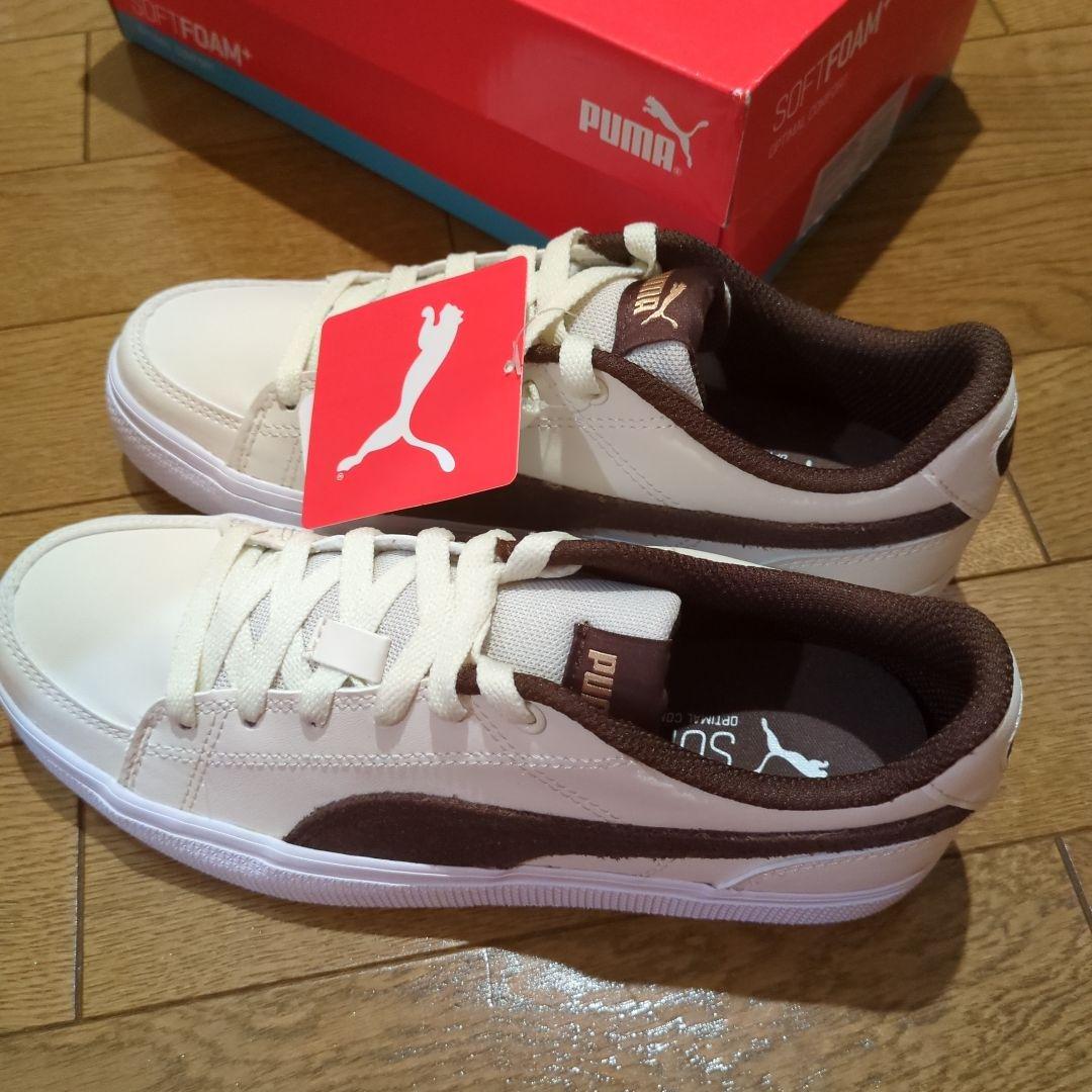 PUMA SOFTFOAM スニーカー - メルカリ