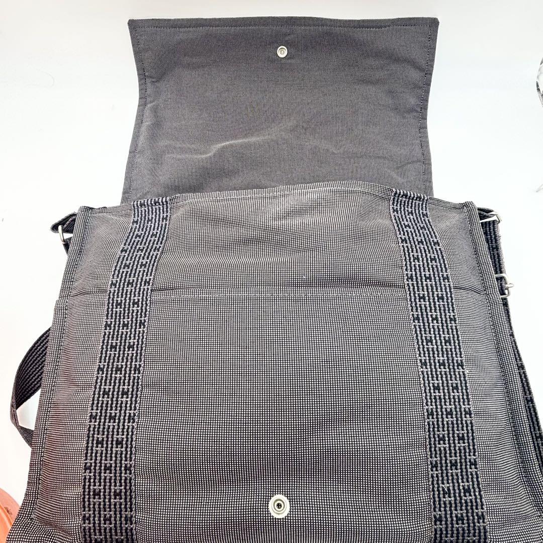 HERMES　エールライン　バサスMM メッセンジャーバッグ　A4収納可