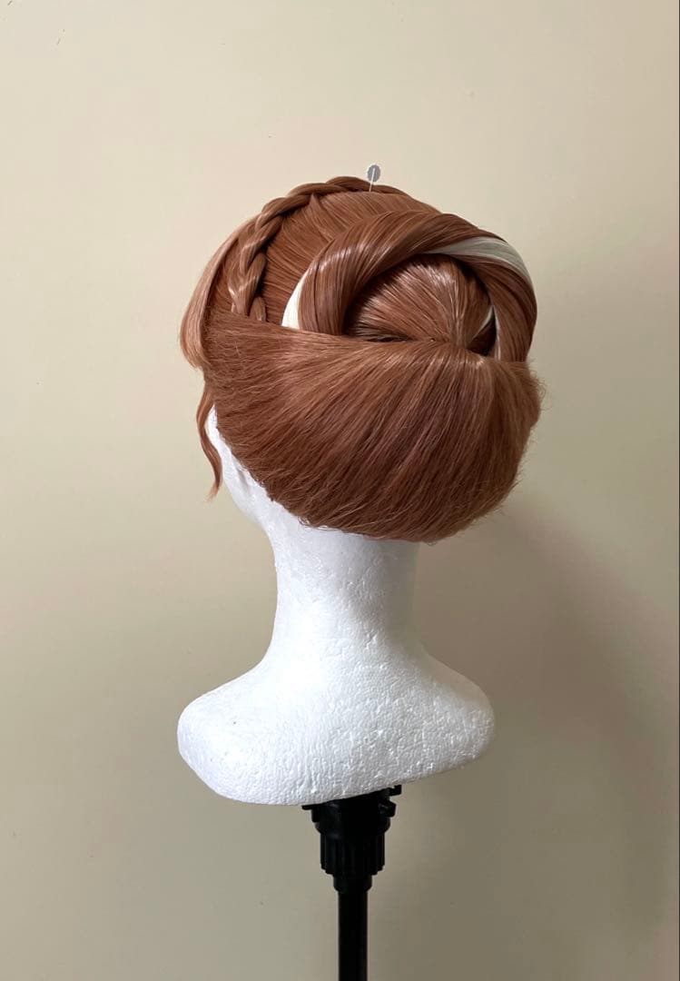 戴冠式 アナ 風　ウィッグ　コスプレ　Dハロ　ハロウィン