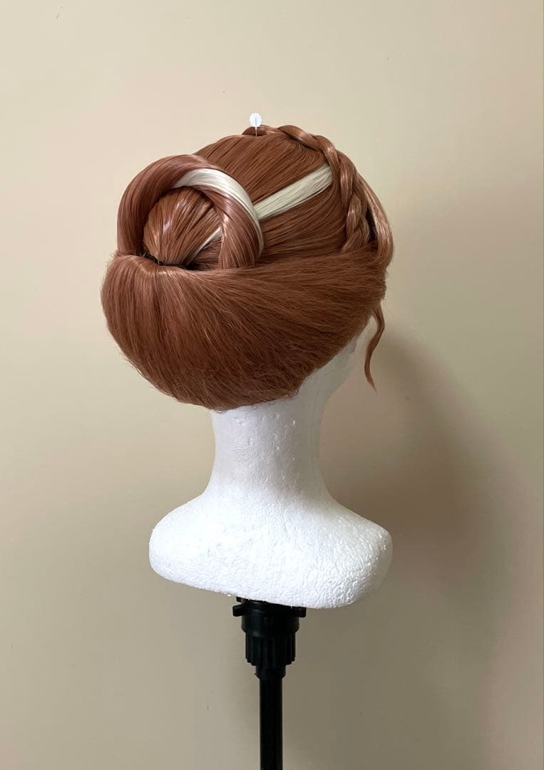 戴冠式 アナ 風　ウィッグ　コスプレ　Dハロ　ハロウィン