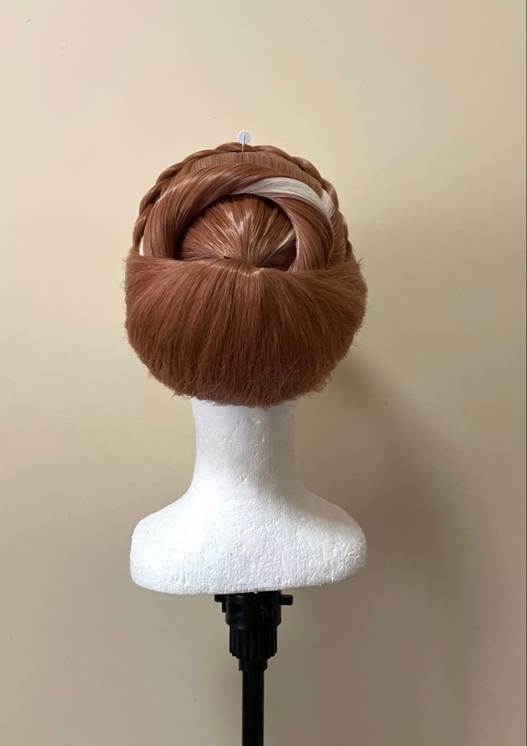 戴冠式 アナ 風　ウィッグ　コスプレ　Dハロ　ハロウィン