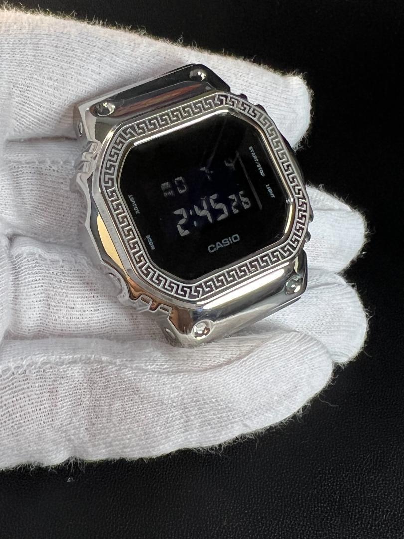 G-SHOCK GW-M5610　カスタムベゼル　メタルシルバー 彫刻 G-SHOCK GW-M5610 カスタムベゼル メタルシルバー 彫刻アウ
