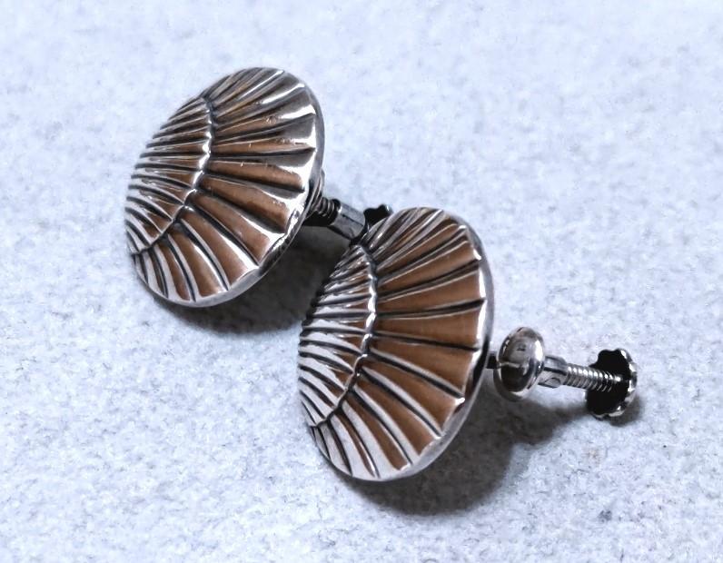 GeorgJensenジョージジェンセン　SV925シェルイヤリング　39684 アクセサリー