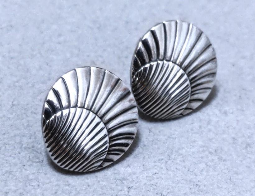 GeorgJensenジョージジェンセン　SV925シェルイヤリング　39684 アクセサリー