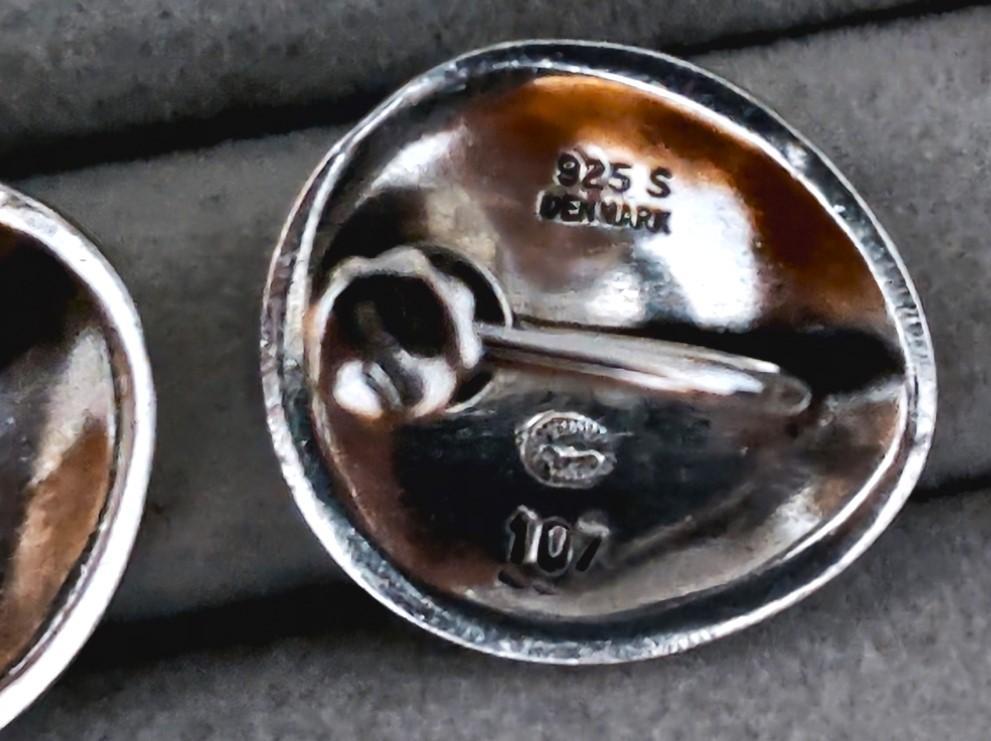 GeorgJensenジョージジェンセン　SV925シェルイヤリング　39684 アクセサリー