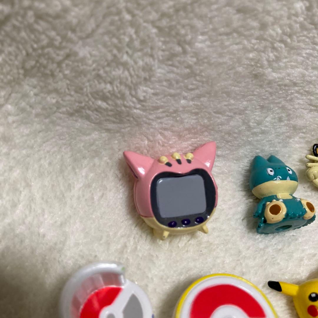 d*2様 ポケモン ちびポケハウスDX ポケモンひみつきち 付属品人形のみ