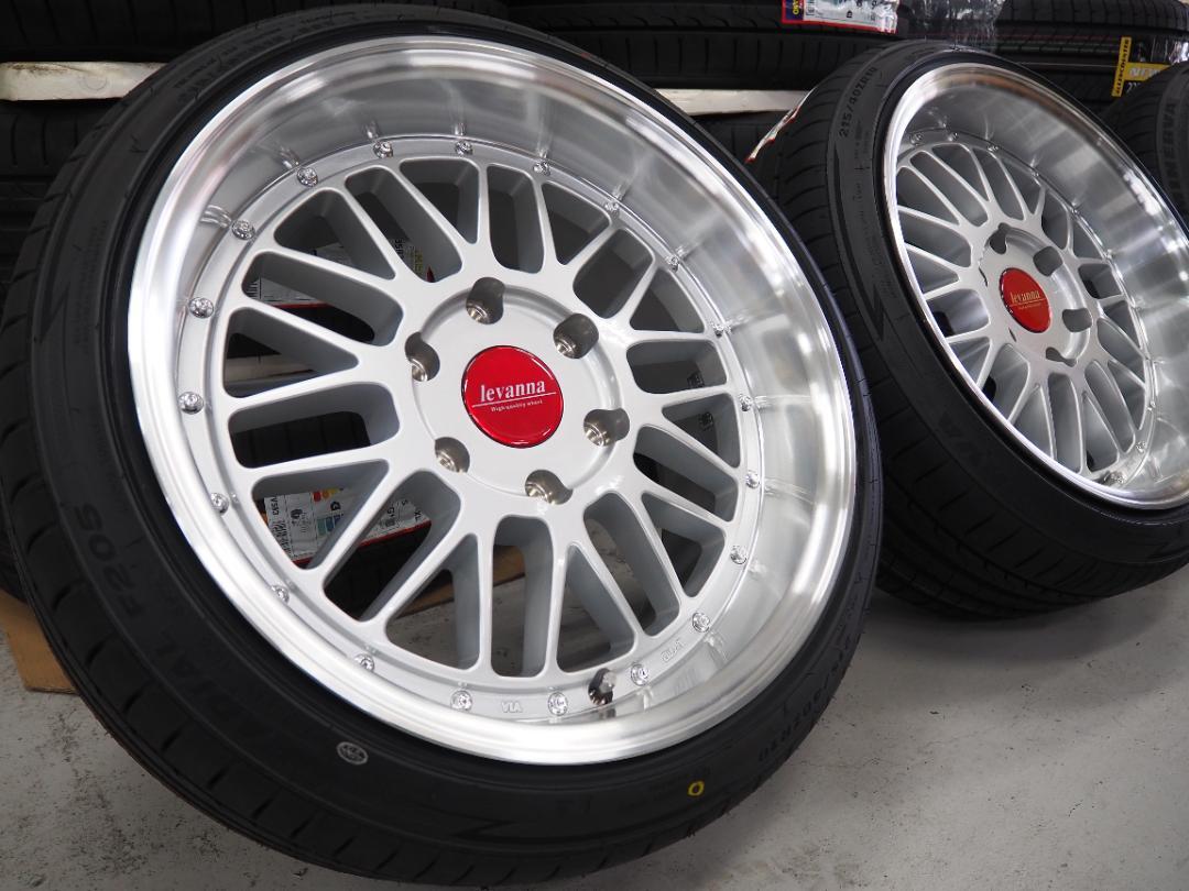 カスタムサイズ 深リム メッシュ 200系 ハイエース 215/40R18