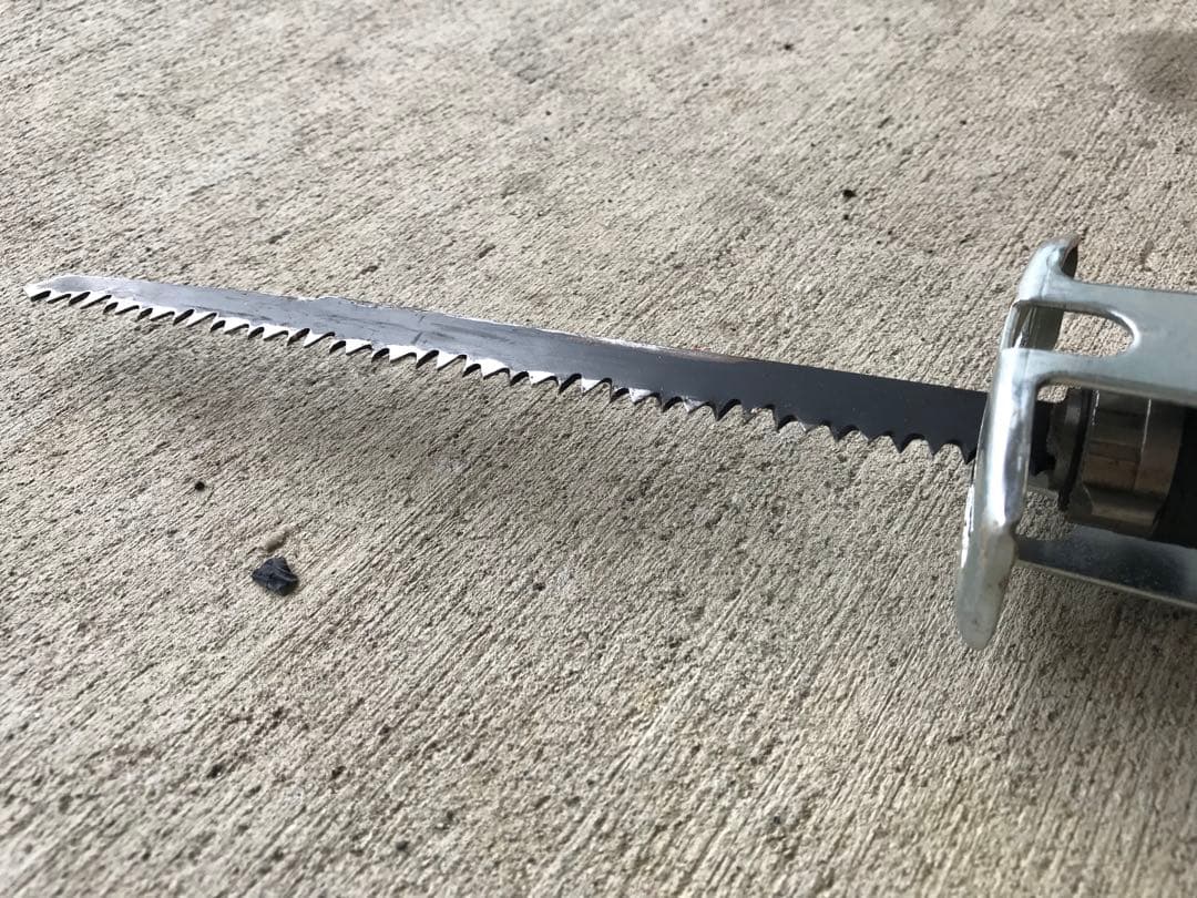 ハンディチェーンソー- 電動のこぎり傷や汚れあり