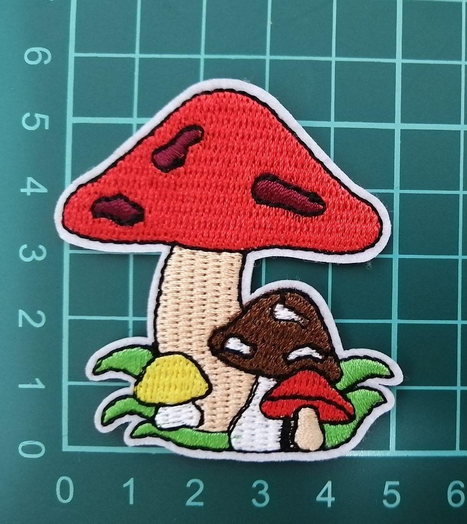 ブロッターアート ヴァング作品 「キノコと蓮」一点物 コレクションに メルカリ便 ブロッターアート ヴァング作品 「キノコと蓮」一点物