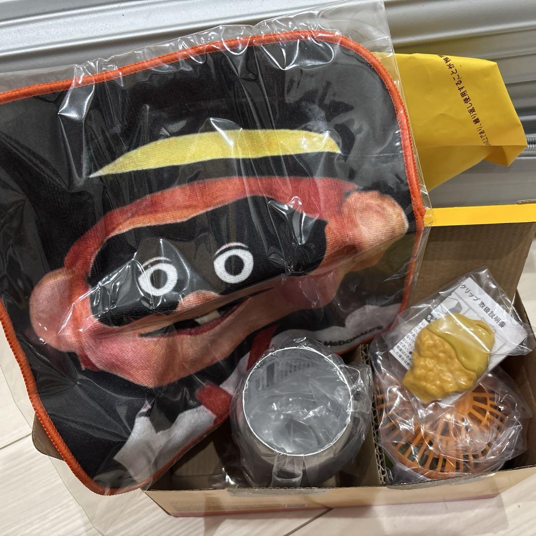 専用ページ　マクドナルド　グッズ　まとめて マクドナルドグッズ おまけ付き - メルカリ
