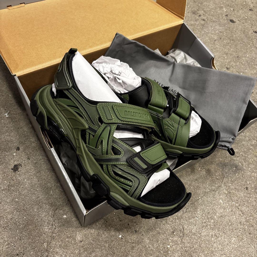 国内発送【Balenciaga】ストラップ TRACK サンダル ブラック BALENCIAGAが夏仕様のサンダルを発売】TRACK SANDALとは
