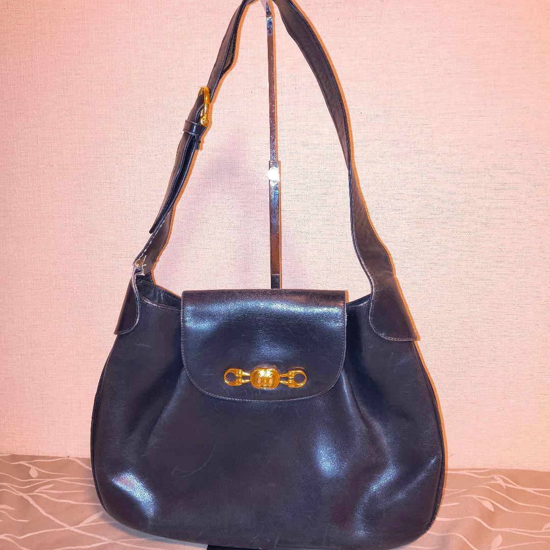 セリーヌ レザー ワンショルダー ネイビー ゴールド金具 トリオンフCELINE