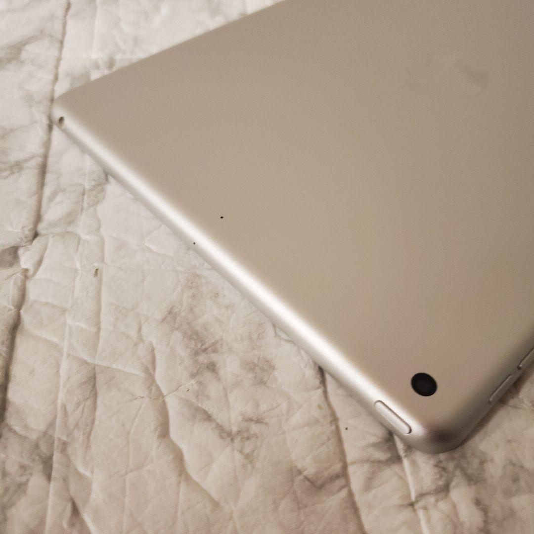 34 iPad 9世代 64GB Wi-Fi シルバー