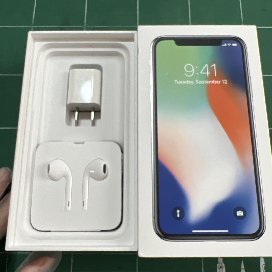 超美品iPhone X256GB SIMフリー