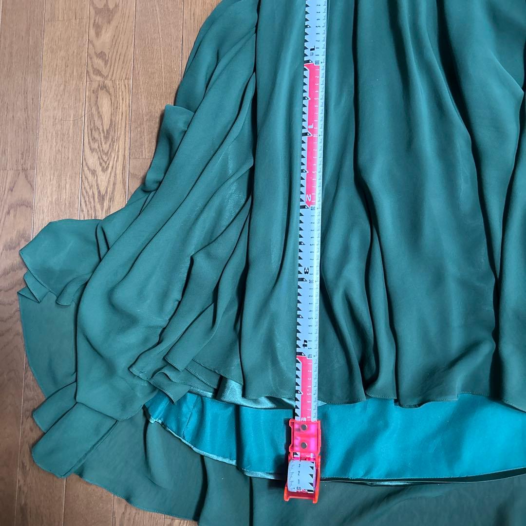 ダークグリーン