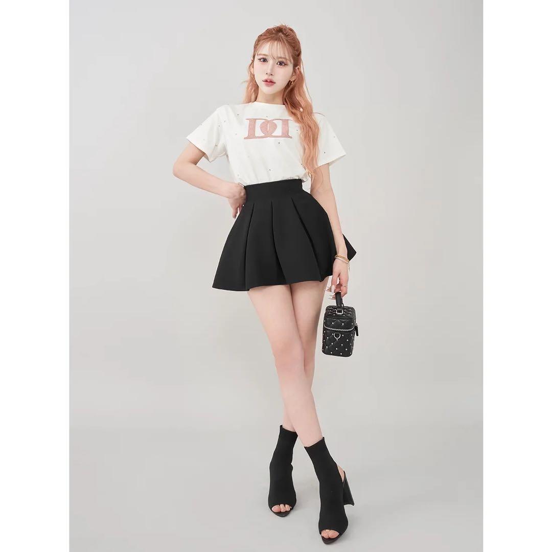 新品タグ付き ダーリッチ ブラック キルティングアップリケビジューTシャツ F