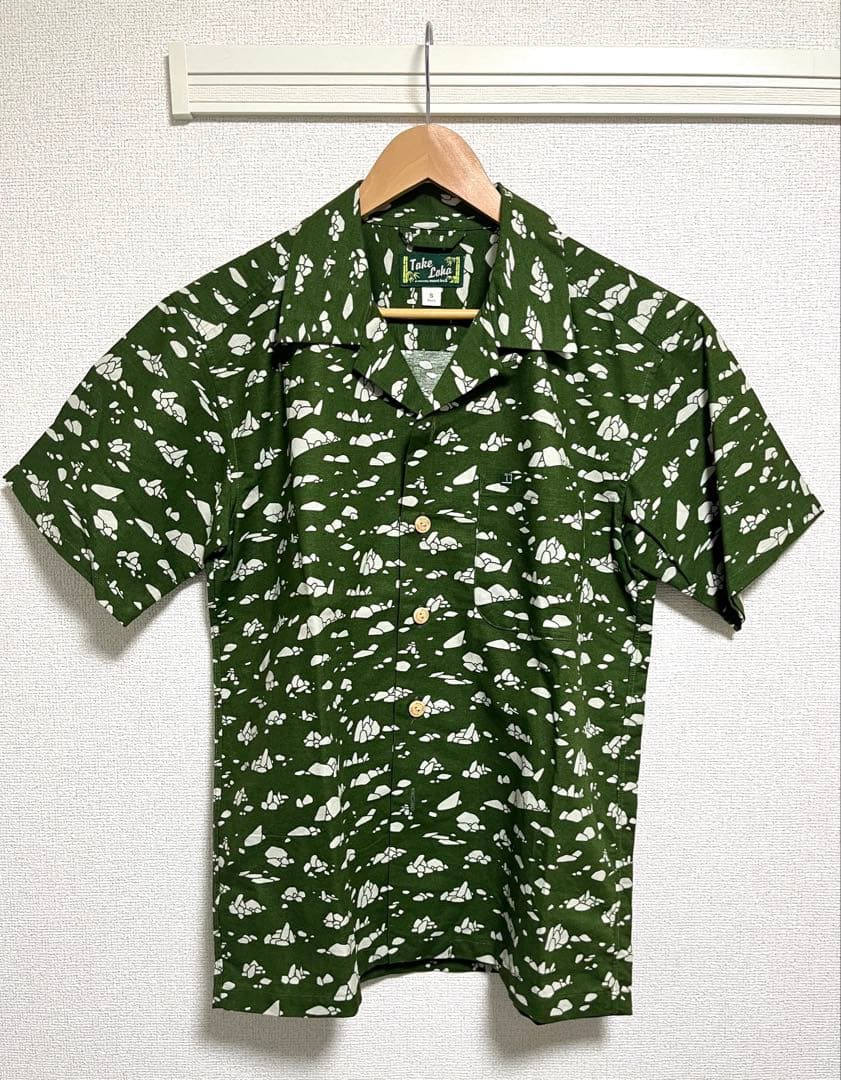 モンベル　アロハシャツ S 緑
