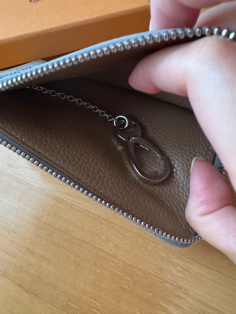 【新品未使用品】TOD’S トッズ　フラグメントケース