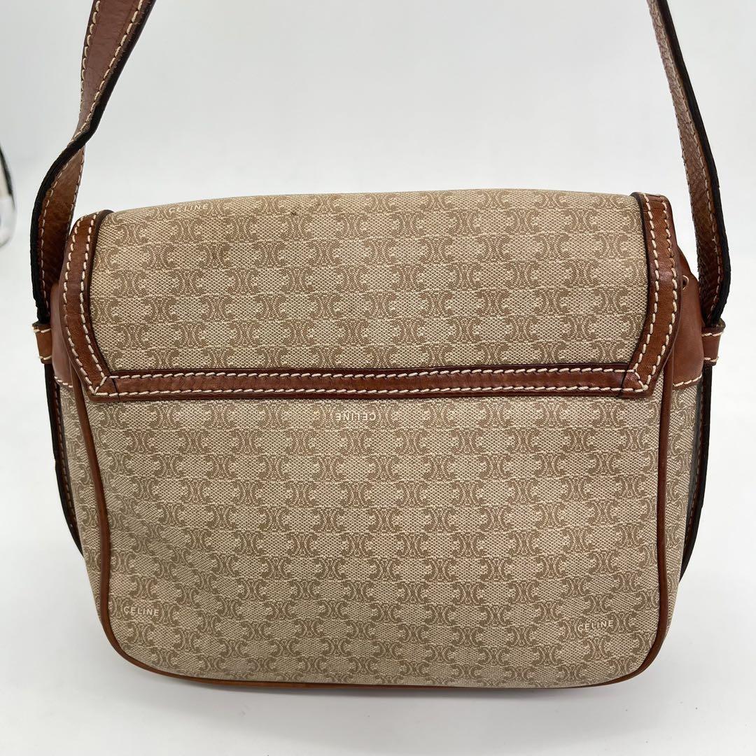 セリーヌ ショルダーバッグ ポシェット ホワイトマカダム FO12 シャイニーカーフスキン ミディアム ティリー バッグ (CELINE