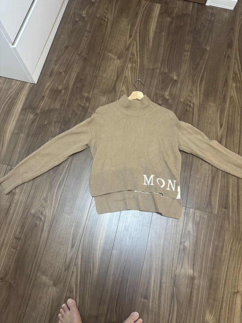専用MONCLER モンクレール ベージュ タートルネックセーター XS 専用MONCLER モンクレール ベージュ タートルネックセーター XS