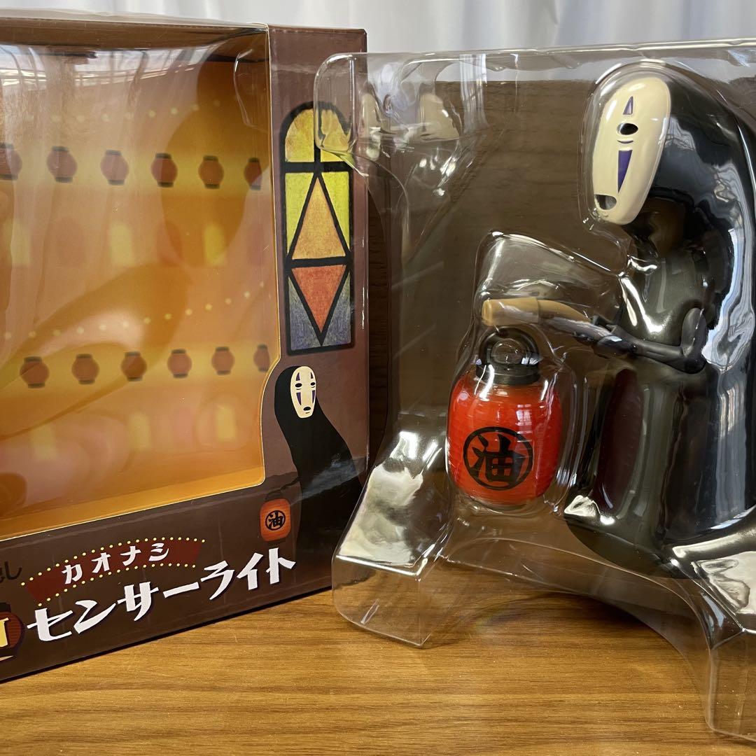 【未使用】ジブリ 千と千尋の神隠し　カオナシ センサーライト 提灯付