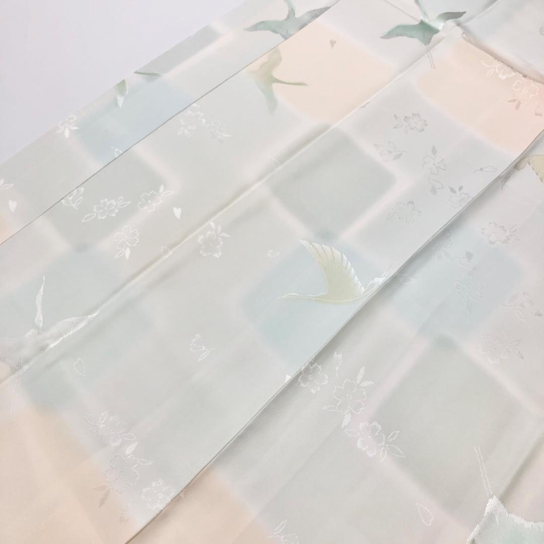 長襦袢 四角 鶴 花模様 卯の花色 しつけ糸 半衿付 J-352 長襦袢 四角 鶴 花模様 卯の花色 しつけ糸 半衿付 J-352