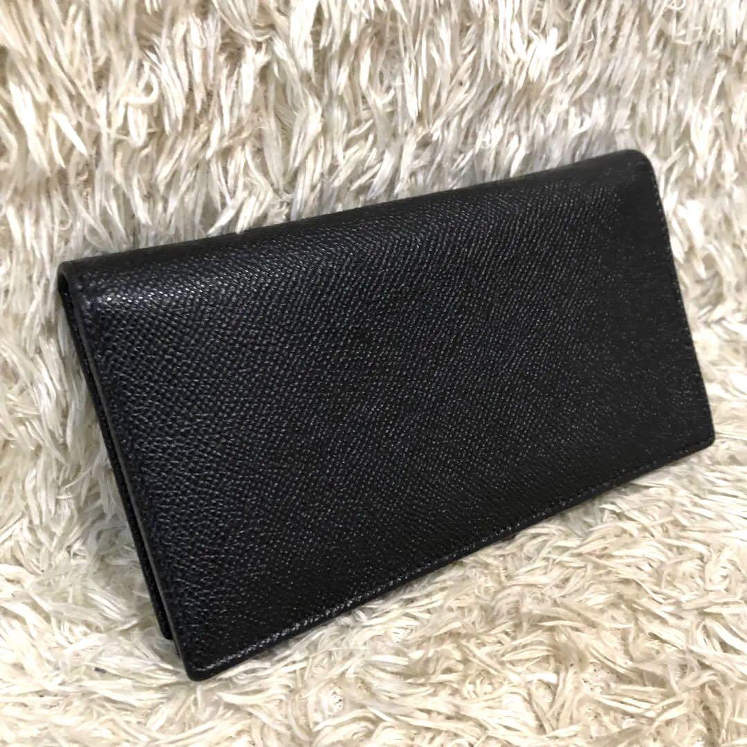 未使用級✨ブルガリ　二つ折り 長財布　レザー  ブラック　メンズ