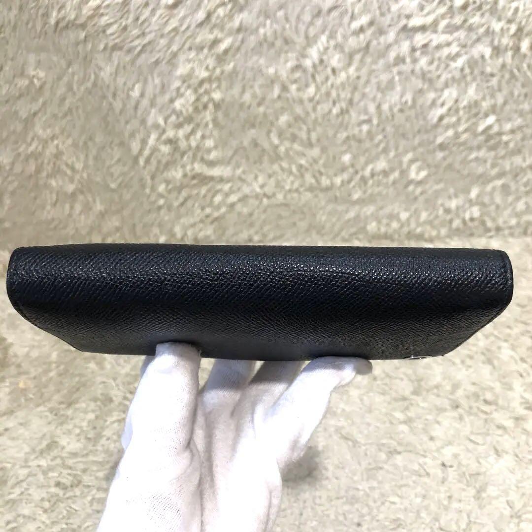 未使用級✨ブルガリ　二つ折り 長財布　レザー  ブラック　メンズ