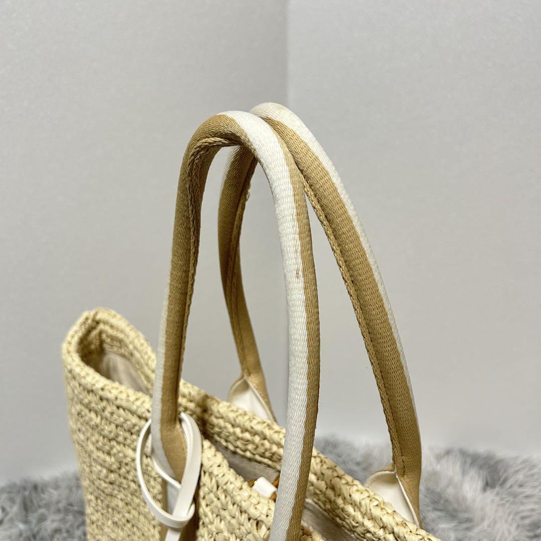 【未使用】CHARLES & KEITHカゴバッグ ホワイト×ベージュ A4可