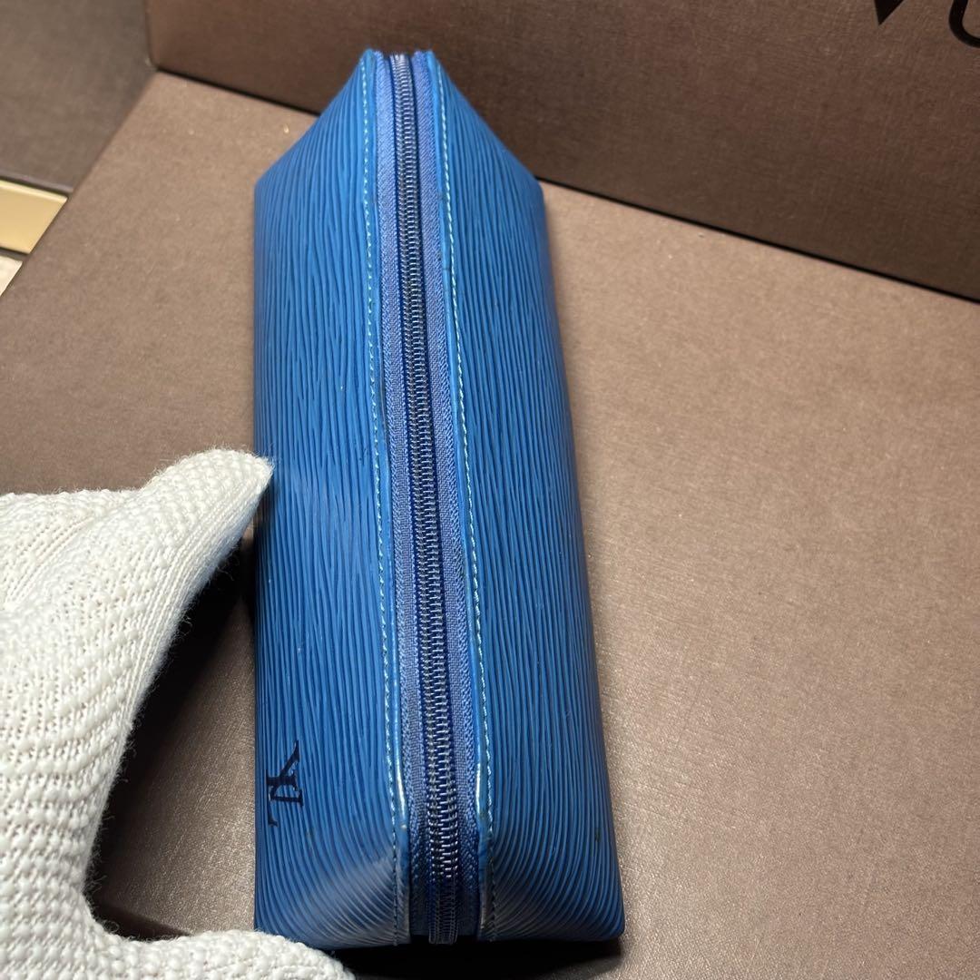ヴィトン エピ トゥルース クレヨン 筆箱 ペンケース
