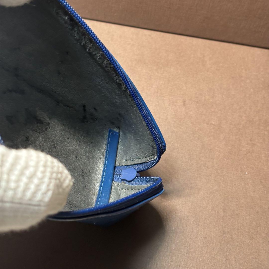 ヴィトン エピ トゥルース クレヨン 筆箱 ペンケース