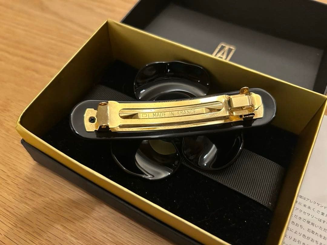 ブラックカメリアバレッタ