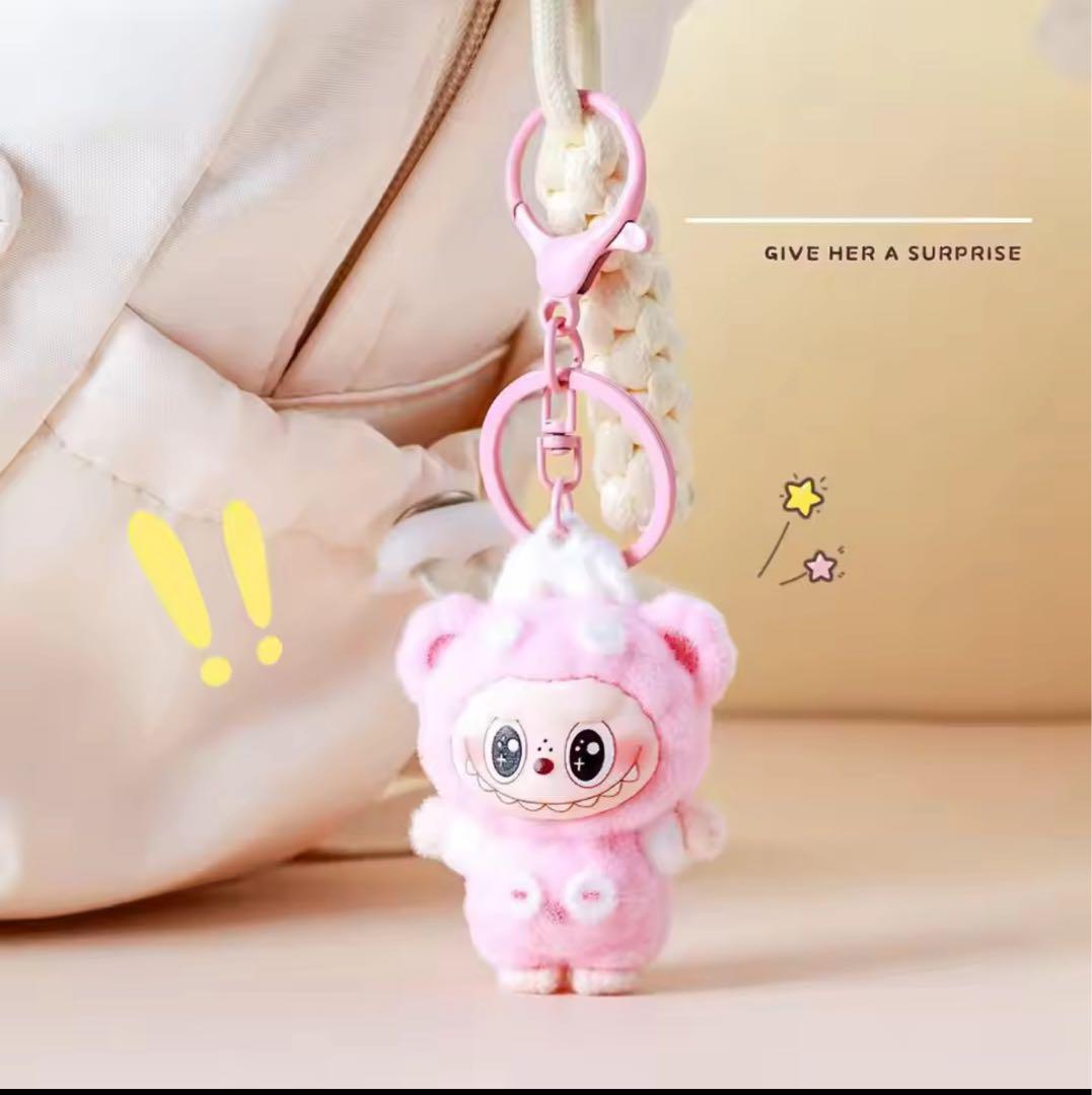 labubu キーホルダー NEW LABUBU KEYCHAIN ラブブ キーホルダー ピンク - メルカリ