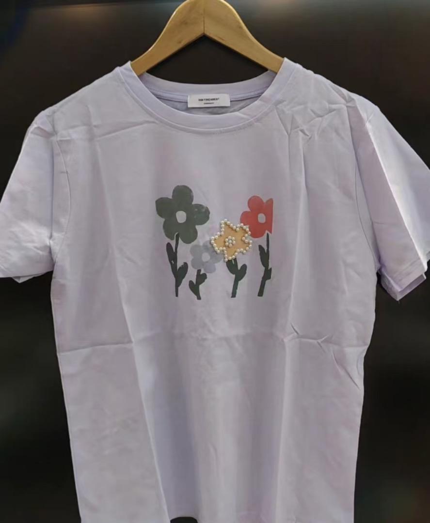 花柄プリント 薄紫 Tシャツ