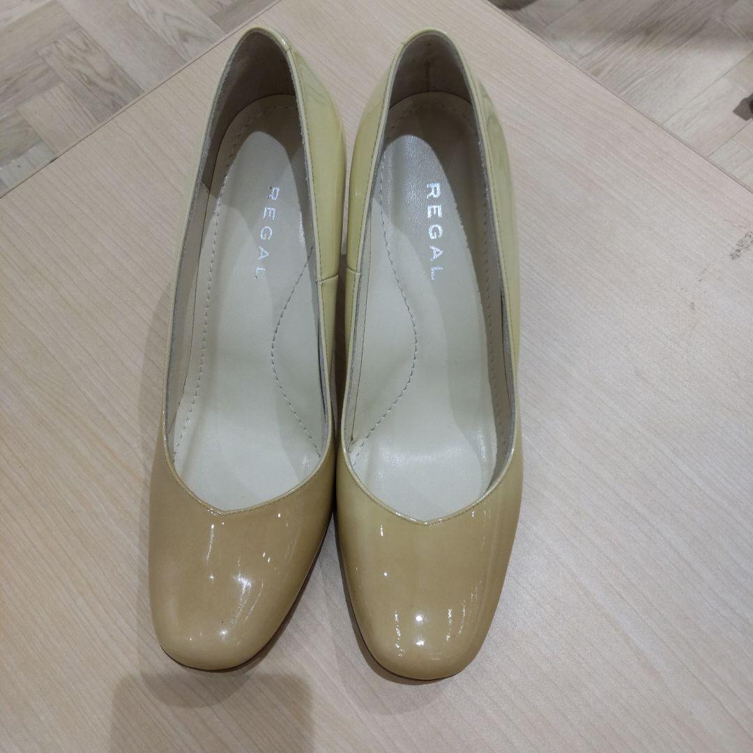 REGAL パンプス ベージュ 24 美品 REGAL F23R ローヒールパンプス ダークベージュ