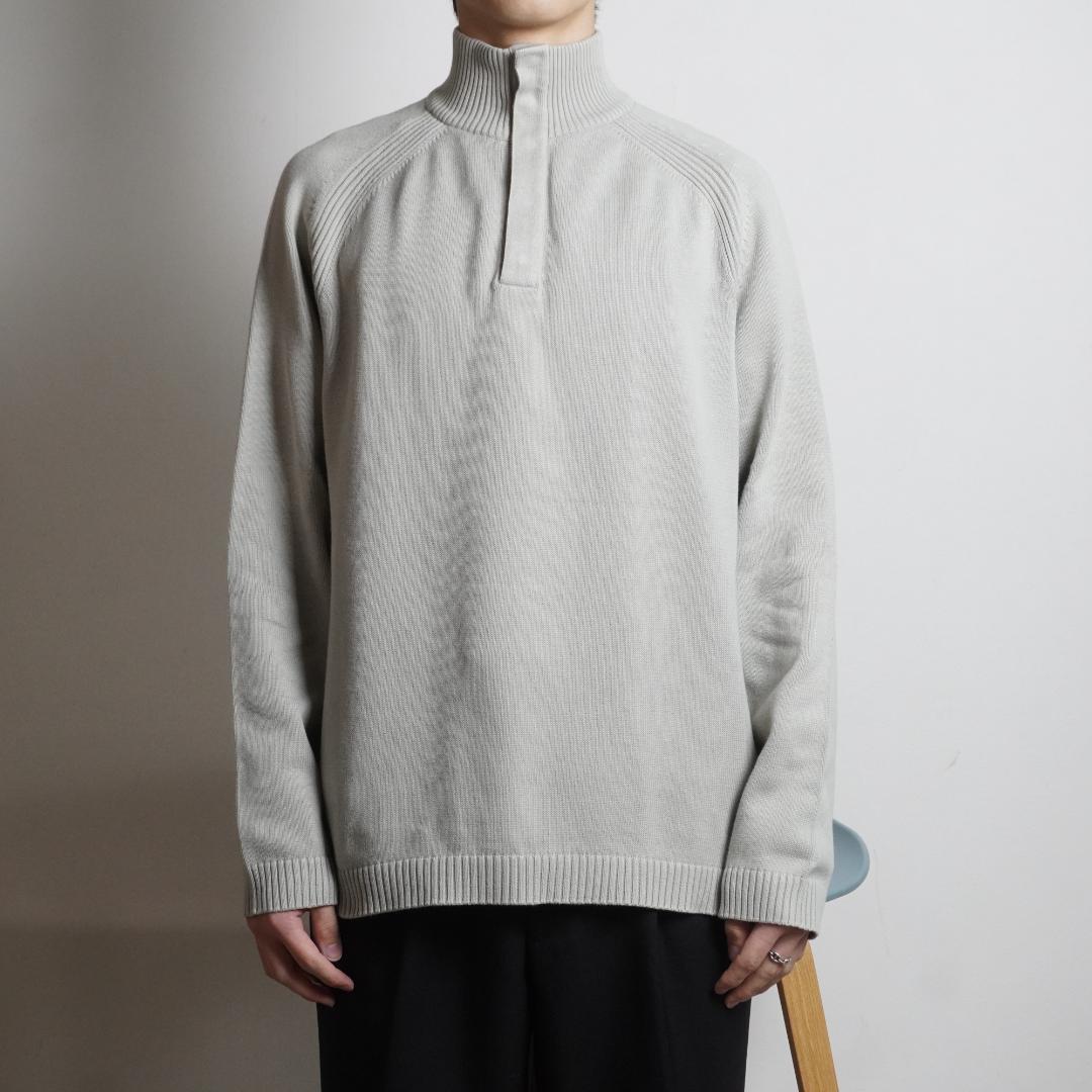 HUGO BOSS スナップボタンハイネックニット ライトグレー/TW302