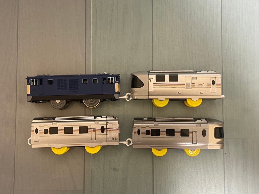 プラレール EF64 1000番台 カシオペア 4両編成 改造プラレール 自作 プラレール EF64 1000番台 カシオペア 4両編成 改造プラレール 自作