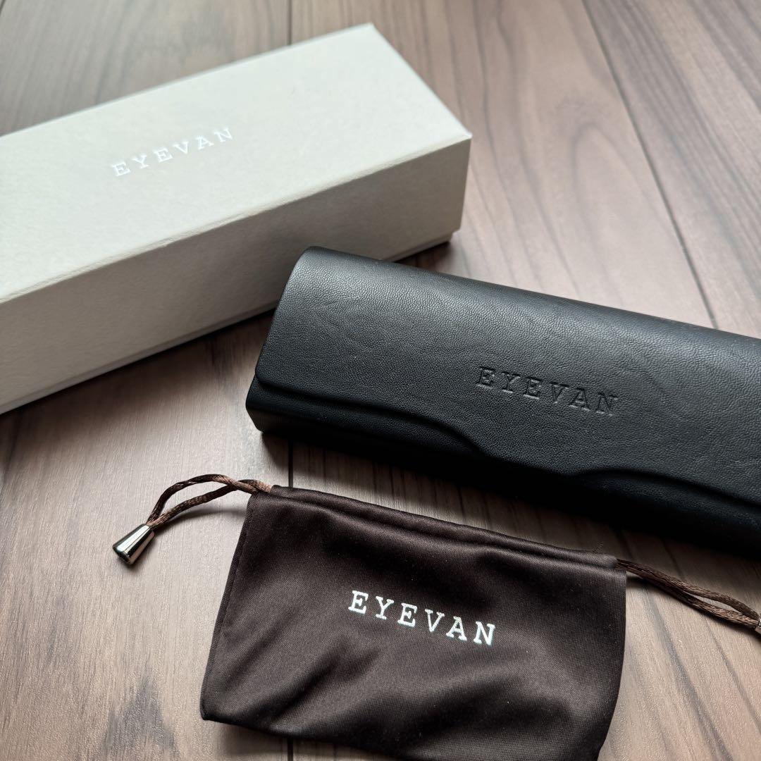 EYEVAN Webb