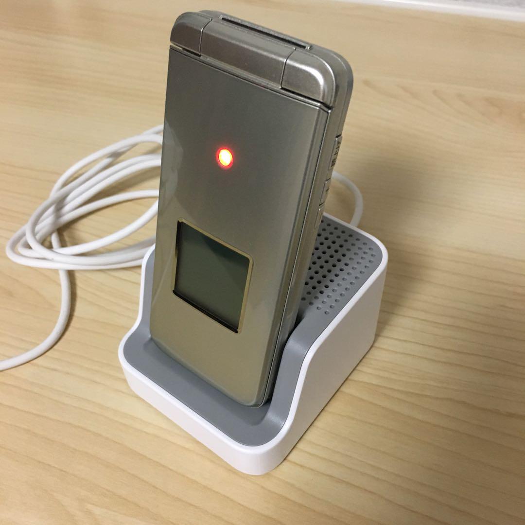 au かんたんケータイ 本体 充電器 まとめ売り au かんたんケータイ 本体 充電器 まとめ売り - メルカリ