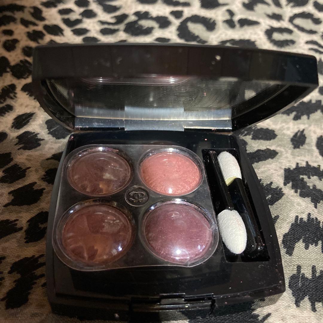 CHANEL LES 4 OMBRES TWEED 限定版 - メルカリ