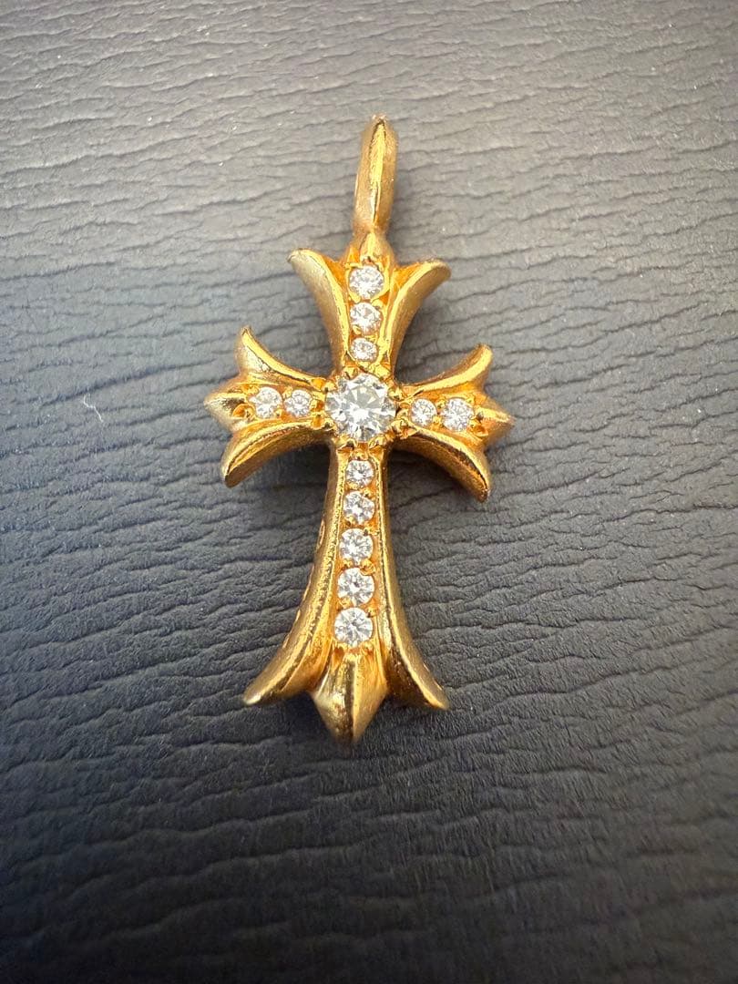 クロムハーツ 22K タイニーファットクロスPAVEダイヤ