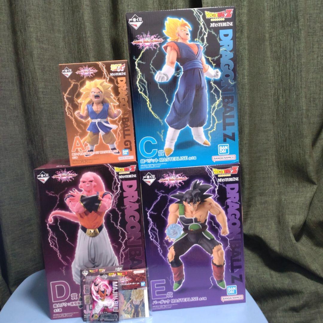 ドラゴンボール　孫悟飯　ベジット　魔人ブウ　バーダック