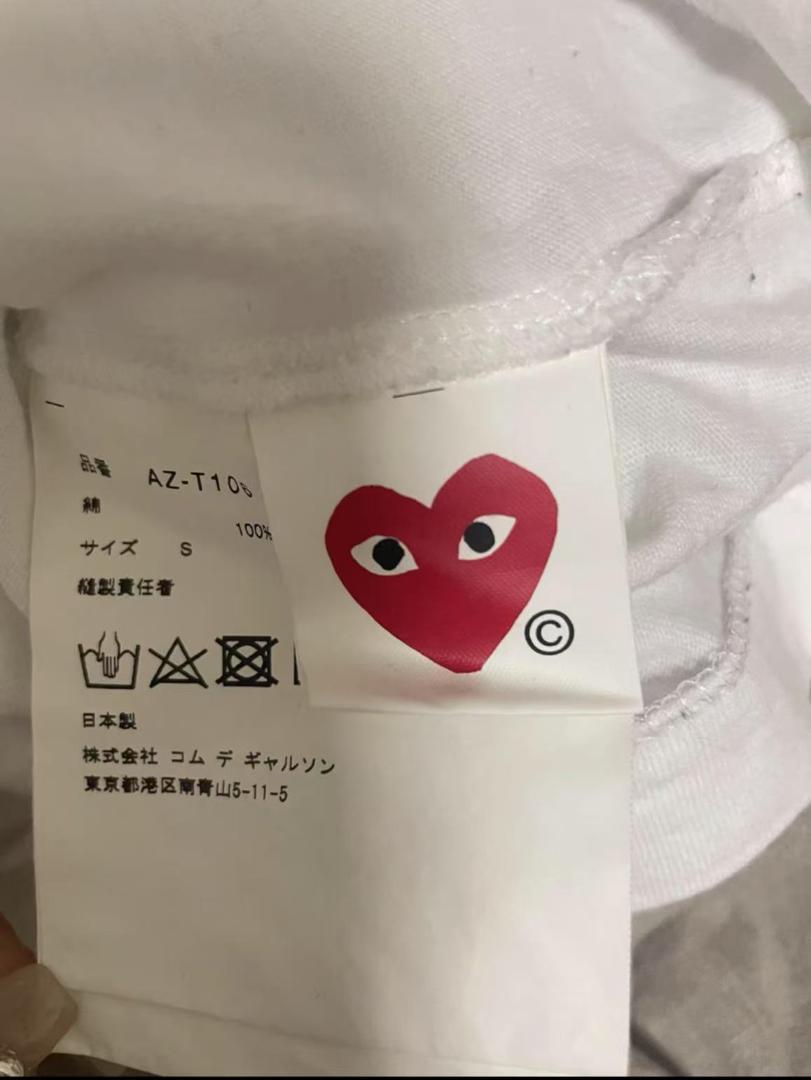 コムデギャルソン プレイ 新品 ブラック ハート型目デザイン Tシャツ Sサイズ