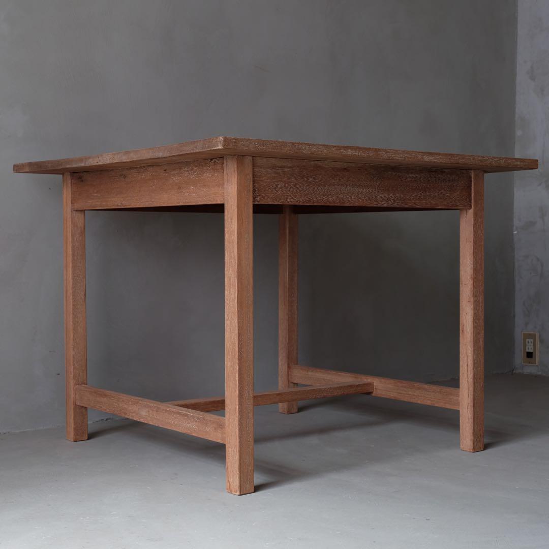 ラワン材 古いテーブル　ダイニングテーブル 作業台 机 デスク 古家具 古道具