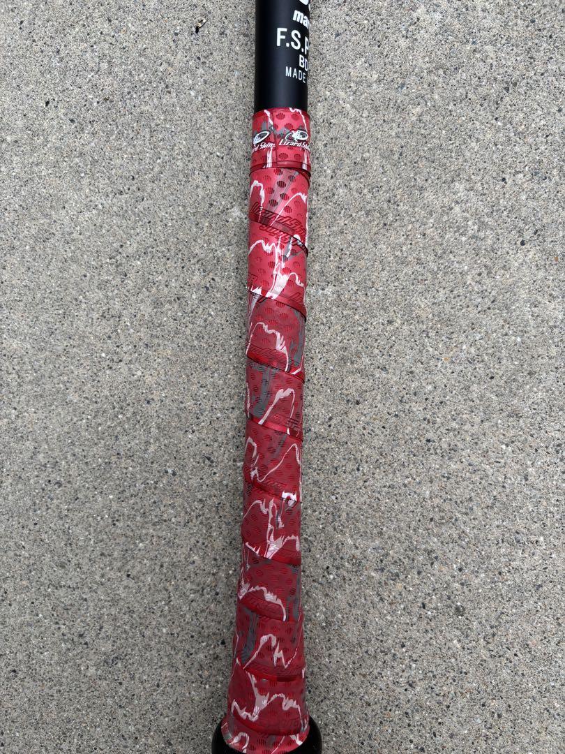 Marucci INVICTA 軟式バット