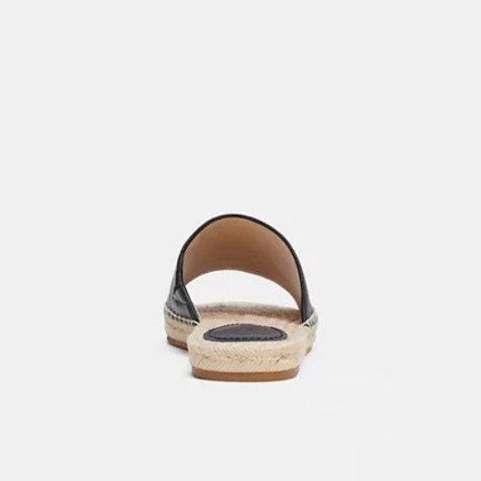 ☀ COACH