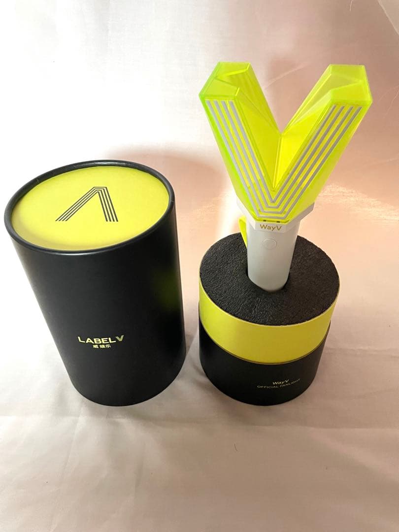 ネット限定】 wayv ペンライト 威神v K-POP/アジア - peakjustice.com