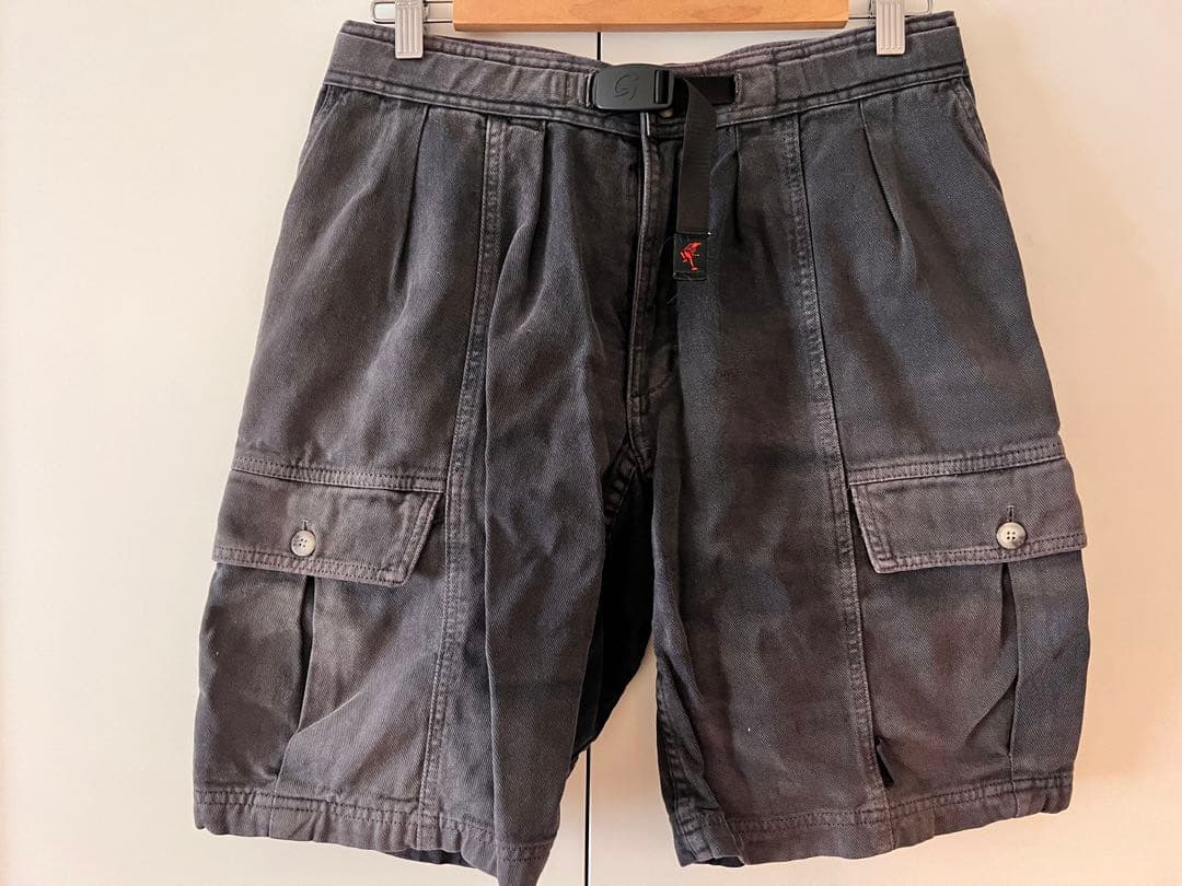 贅沢品 今では珍しいUSA製のグラミチのカーゴショーツ Mサイズ