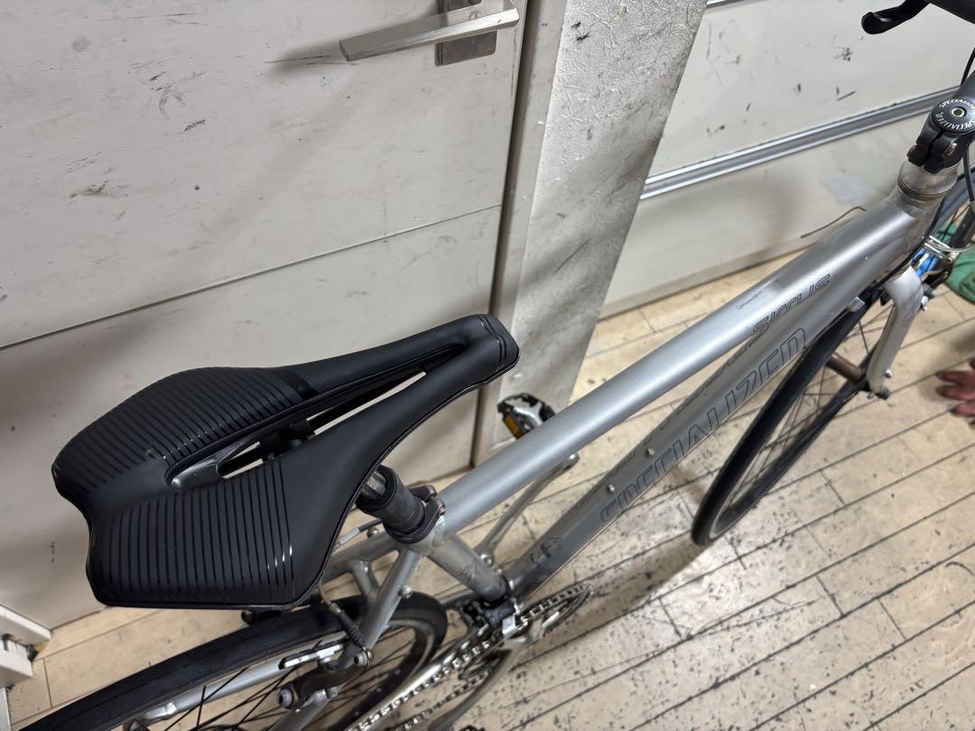 ● SPECIALIZED