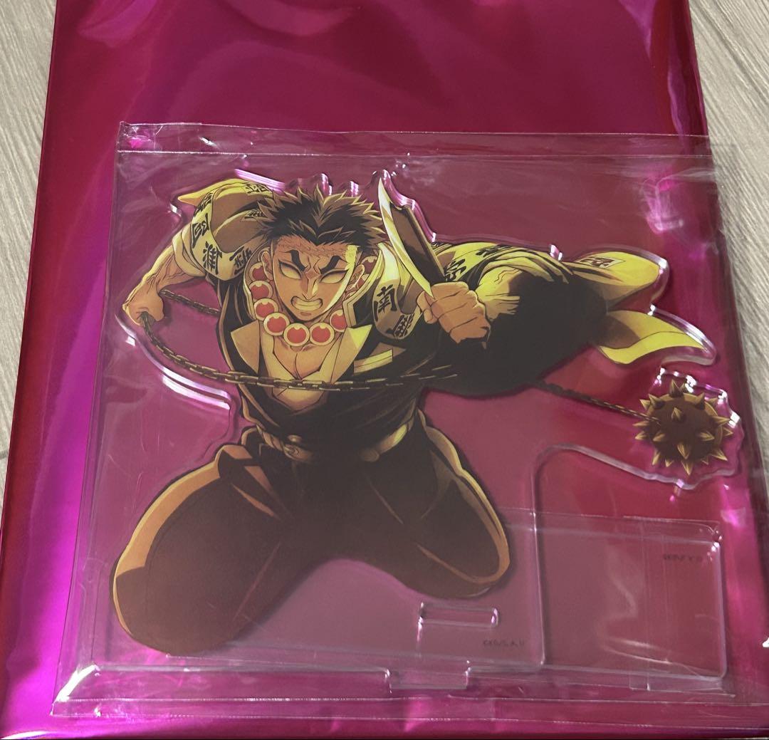 鬼滅の刃 キービジュアルアクリルスタンドB 悲鳴嶼行冥 - メルカリ